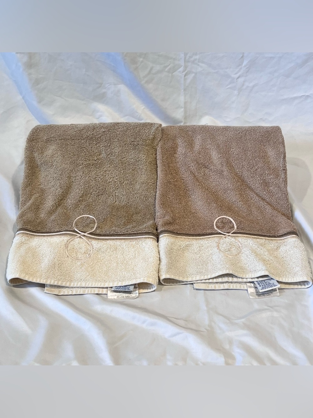 Vintage Fieldcrest Royal Velvet Bath Towels Set of 2 Taupe 100% Cotton USA